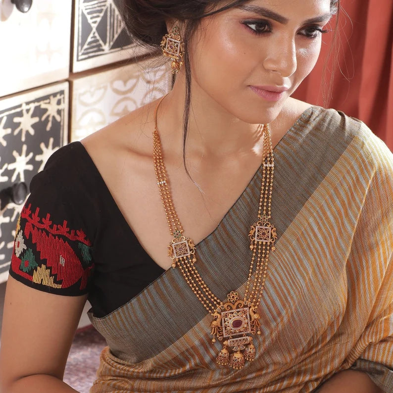 Tanushree Myra Antique Gold-Plated Indian Jewelry Set