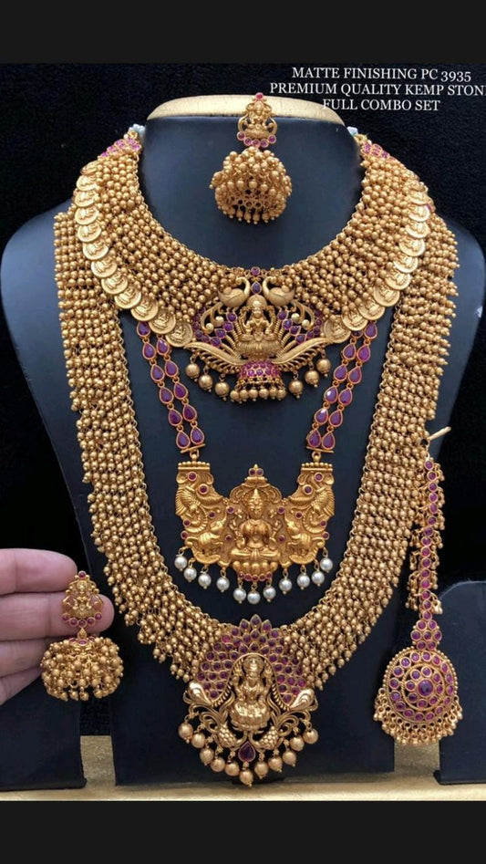 Addigai Super Look Necklace Jewellery Set